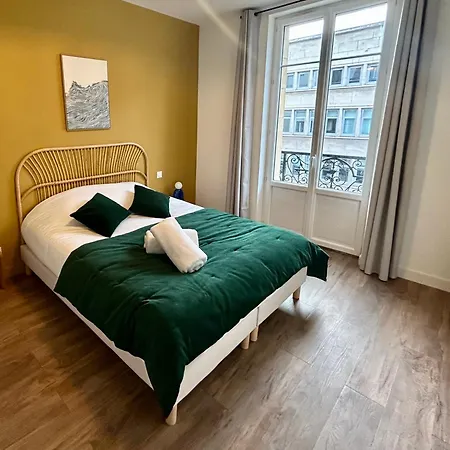 Le Nid Caennais 公寓